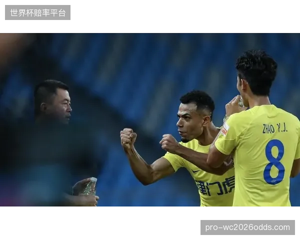 极端依赖身体对抗的防守模式，使其在面对技术流对手时平局与输球风险并存。